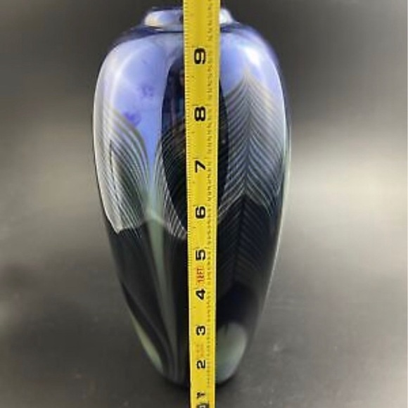 Vintage Randy Strong Signed Art Glass Vase 9.5” Iridescent Cobalt Pulled Feather - Picture 8 of 8